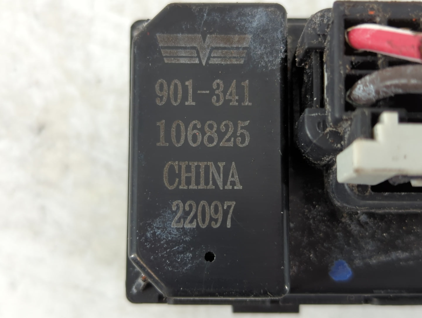 2009-2017 Chevrolet Traverse Master Power Window Switch Replacement Driver Side Left P/N:106825 Fits OEM Used Auto Parts - O