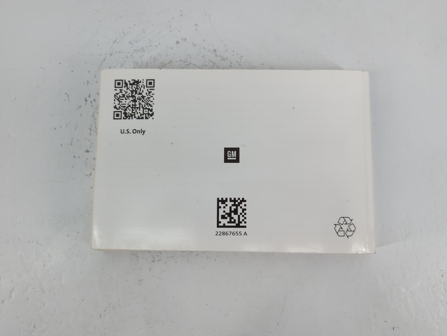 2014 Chevrolet Traverse Owners Manual Book Guide P/N:22867655 A OEM Used Auto Parts - Oemusedautoparts1.com