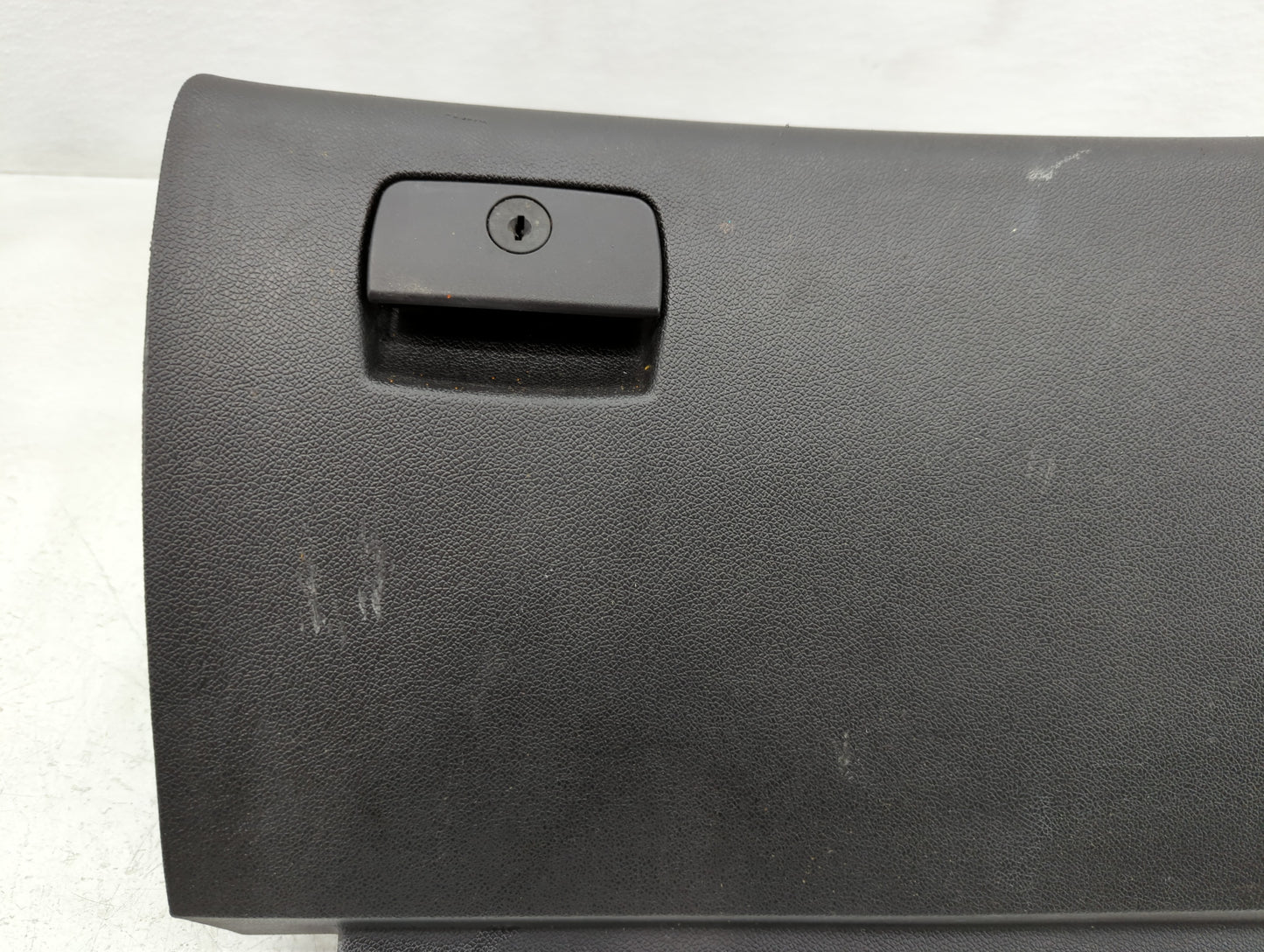 2014 Chevrolet Traverse Passenger Glove Box Door Storage Compartment - Oemusedautoparts1.com