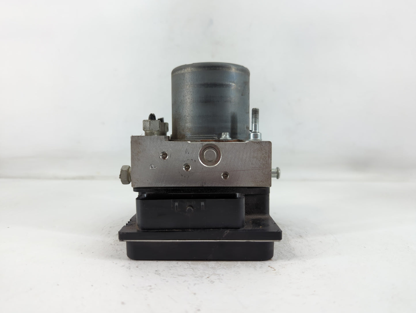 2017 Chevrolet Traverse ABS Pump Control Module Replacement P/N:3247U Fits Fits 2012 2013 2014 2015 2016 OEM Used Auto Parts