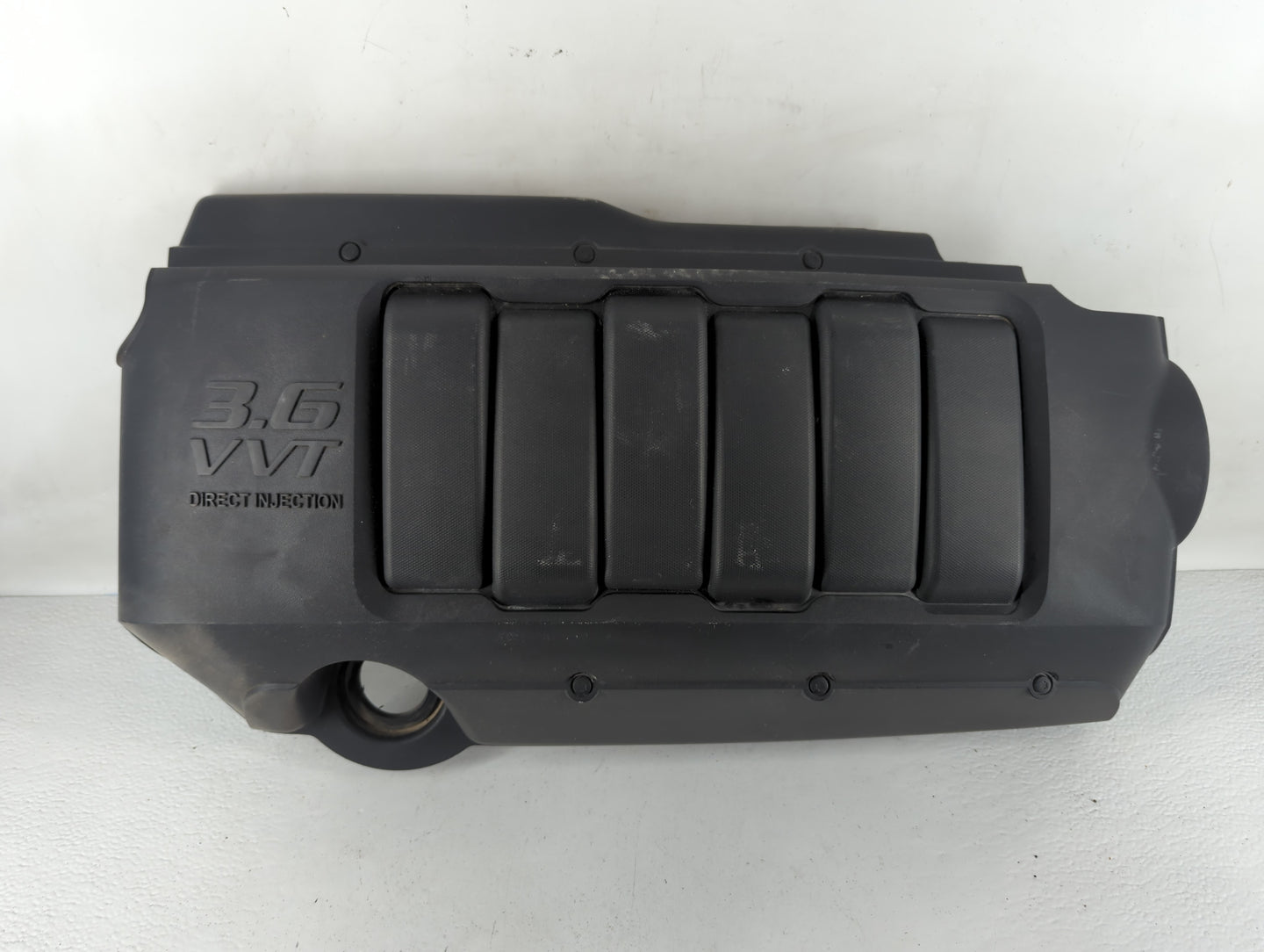 2014 Chevrolet Traverse Engine Cover - Oemusedautoparts1.com