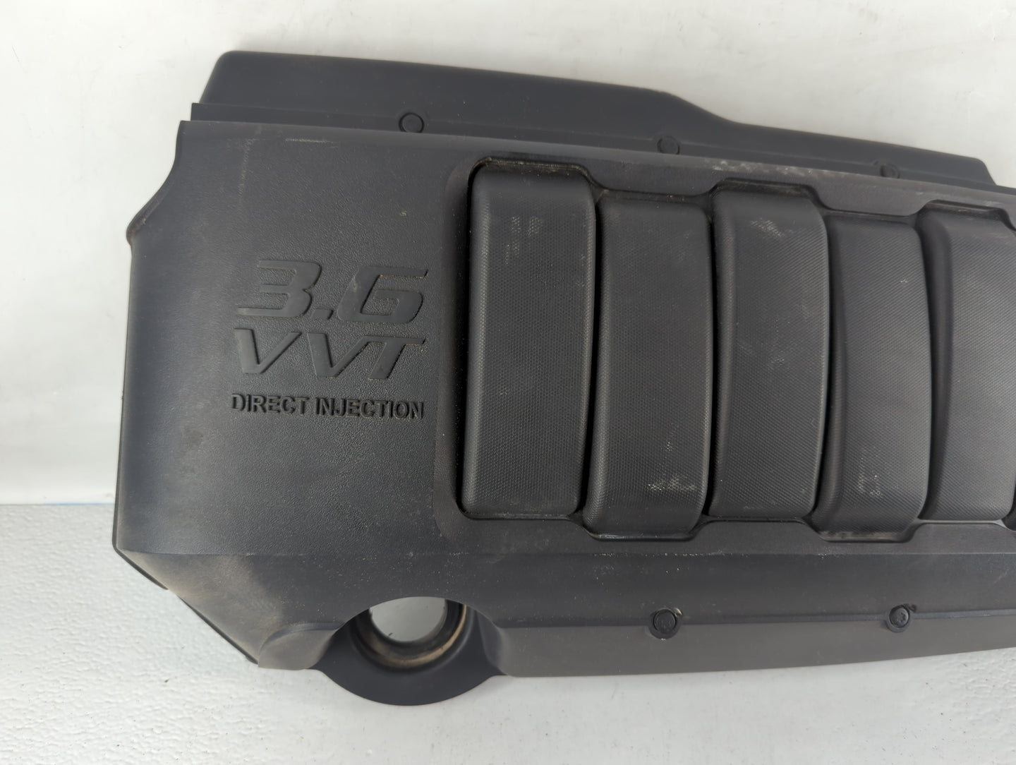 2014 Chevrolet Traverse Engine Cover - Oemusedautoparts1.com