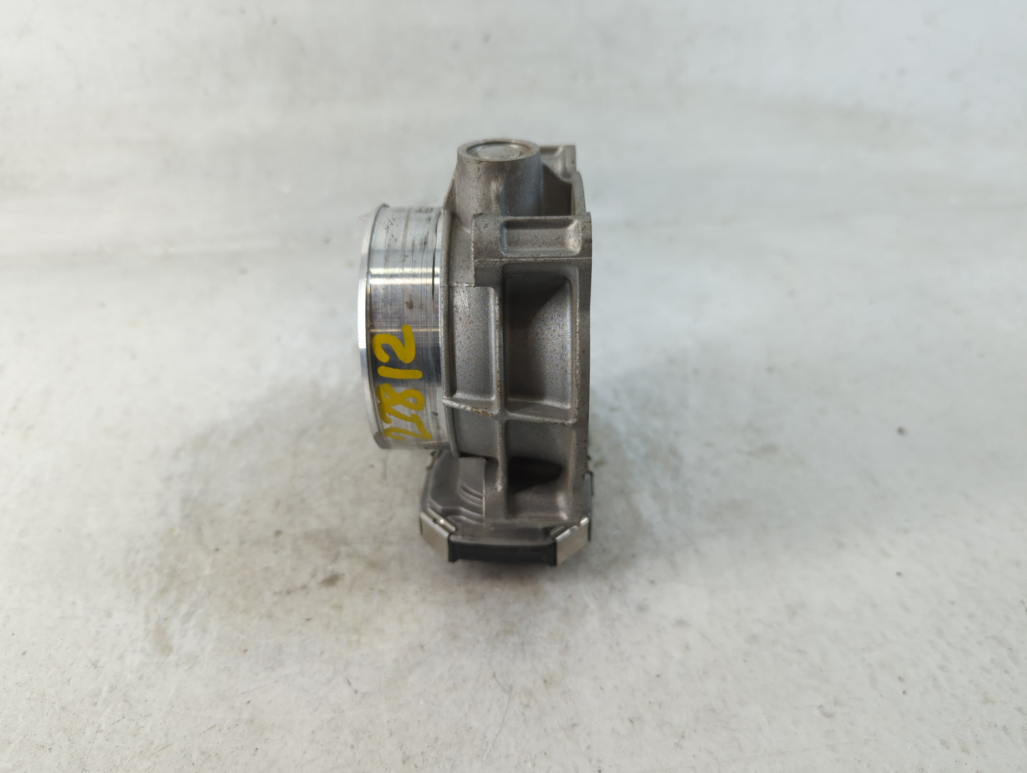 2017-2022 Chevrolet Traverse Throttle Body P/N:12632172BA Fits Fits 2012 2013 2014 2015 2016 2017 2018 2019 2020 2021 2022 O