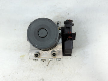 2017 Chevrolet Traverse ABS Pump Control Module Replacement Fits Fits 2012 2013 2014 2015 2016 OEM Used Auto Parts