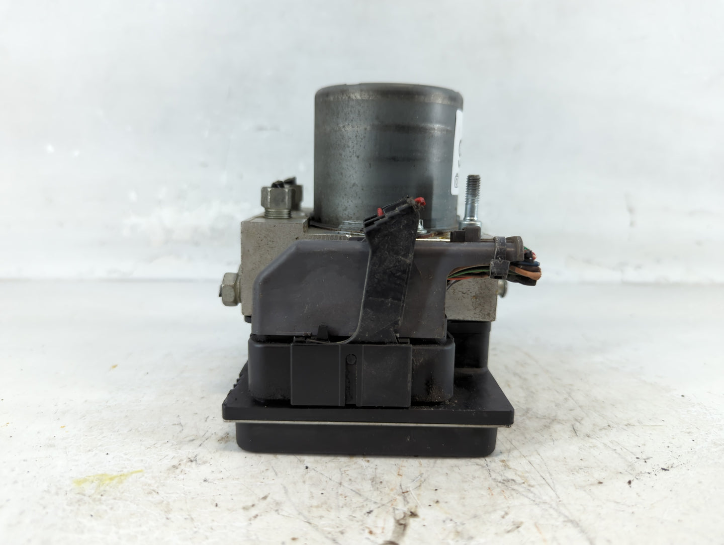 2017 Chevrolet Traverse ABS Pump Control Module Replacement Fits Fits 2012 2013 2014 2015 2016 OEM Used Auto Parts - Oemused