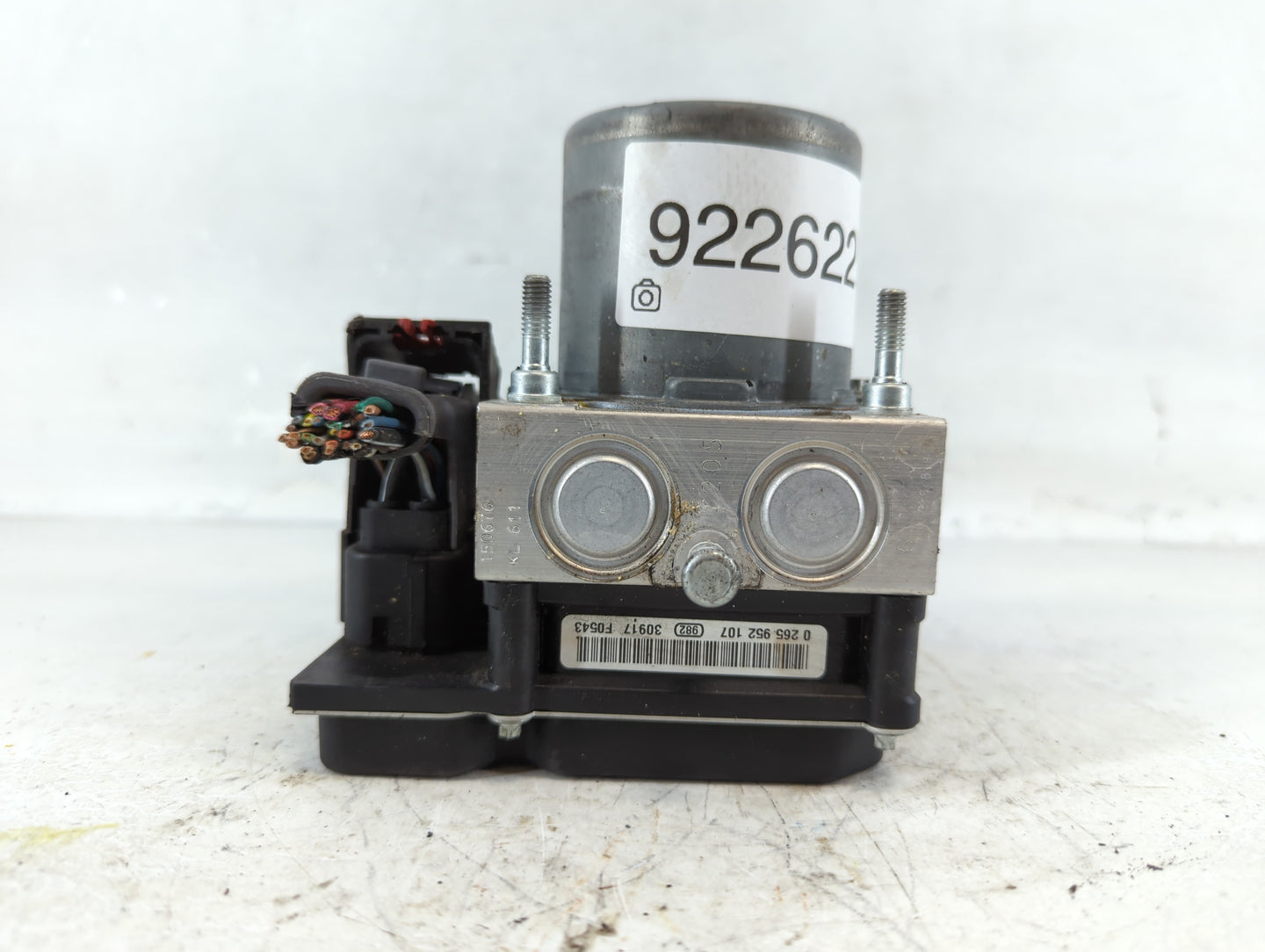 2017 Chevrolet Traverse ABS Pump Control Module Replacement Fits Fits 2012 2013 2014 2015 2016 OEM Used Auto Parts - Oemused