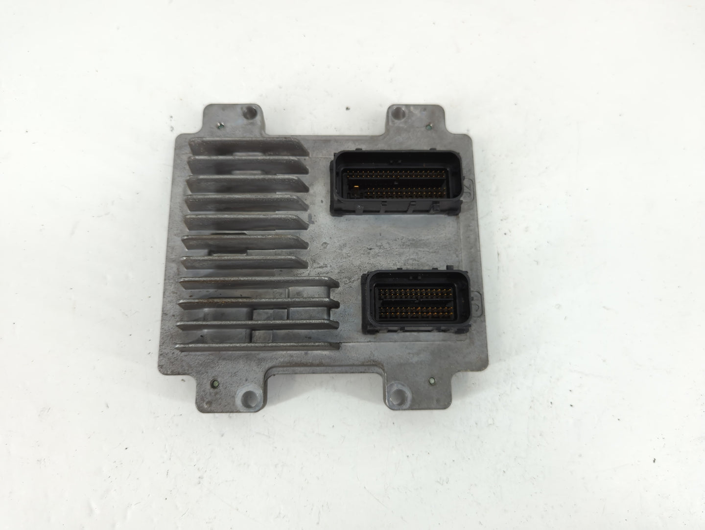 2013-2014 Chevrolet Trax PCM Engine Control Computer ECU ECM PCU OEM P/N:12647212 Fits Fits 2009 2010 2011 2012 2013 2014 OE