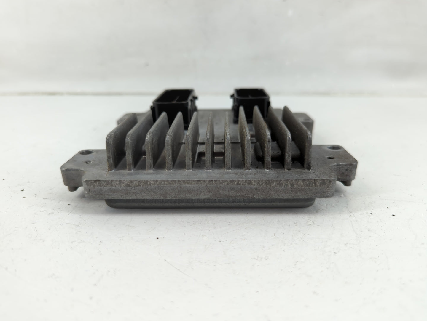 2013-2014 Chevrolet Trax PCM Engine Control Computer ECU ECM PCU OEM P/N:12647212 Fits Fits 2009 2010 2011 2012 2013 2014 OE