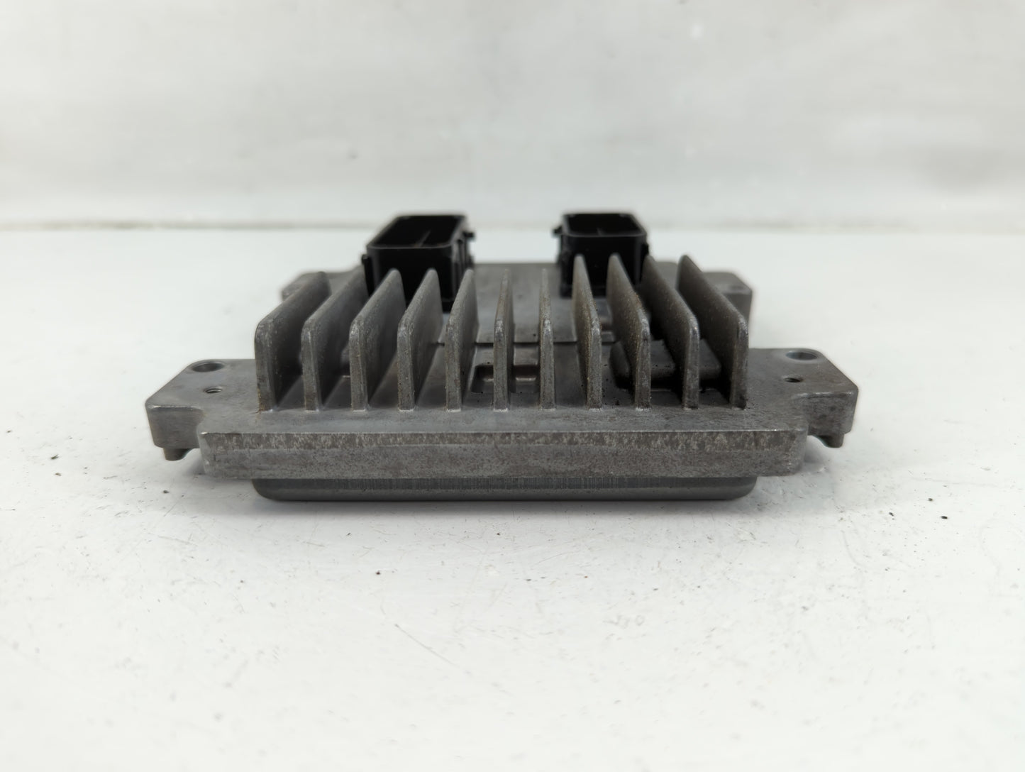 2013-2014 Chevrolet Trax PCM Engine Control Computer ECU ECM PCU OEM P/N:12647212 Fits Fits 2009 2010 2011 2012 2013 2014 OE