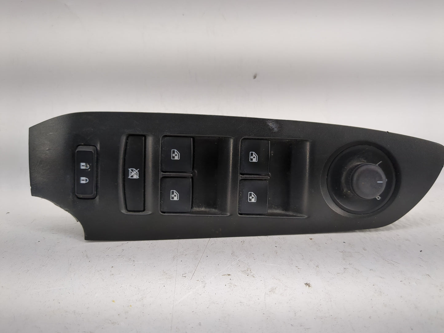 2013-2016 Chevrolet Trax Master Power Window Switch Replacement Driver Side Left P/N:CFL4B 447478 Fits OEM Used Auto Parts -