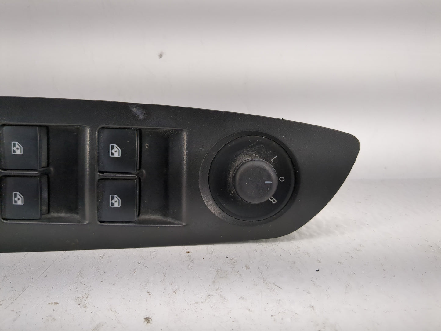 2013-2016 Chevrolet Trax Master Power Window Switch Replacement Driver Side Left P/N:CFL4B 447478 Fits OEM Used Auto Parts -