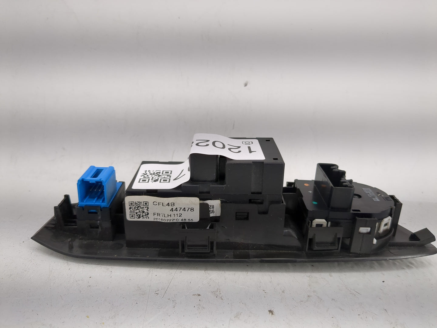 2013-2016 Chevrolet Trax Master Power Window Switch Replacement Driver Side Left P/N:CFL4B 447478 Fits OEM Used Auto Parts -