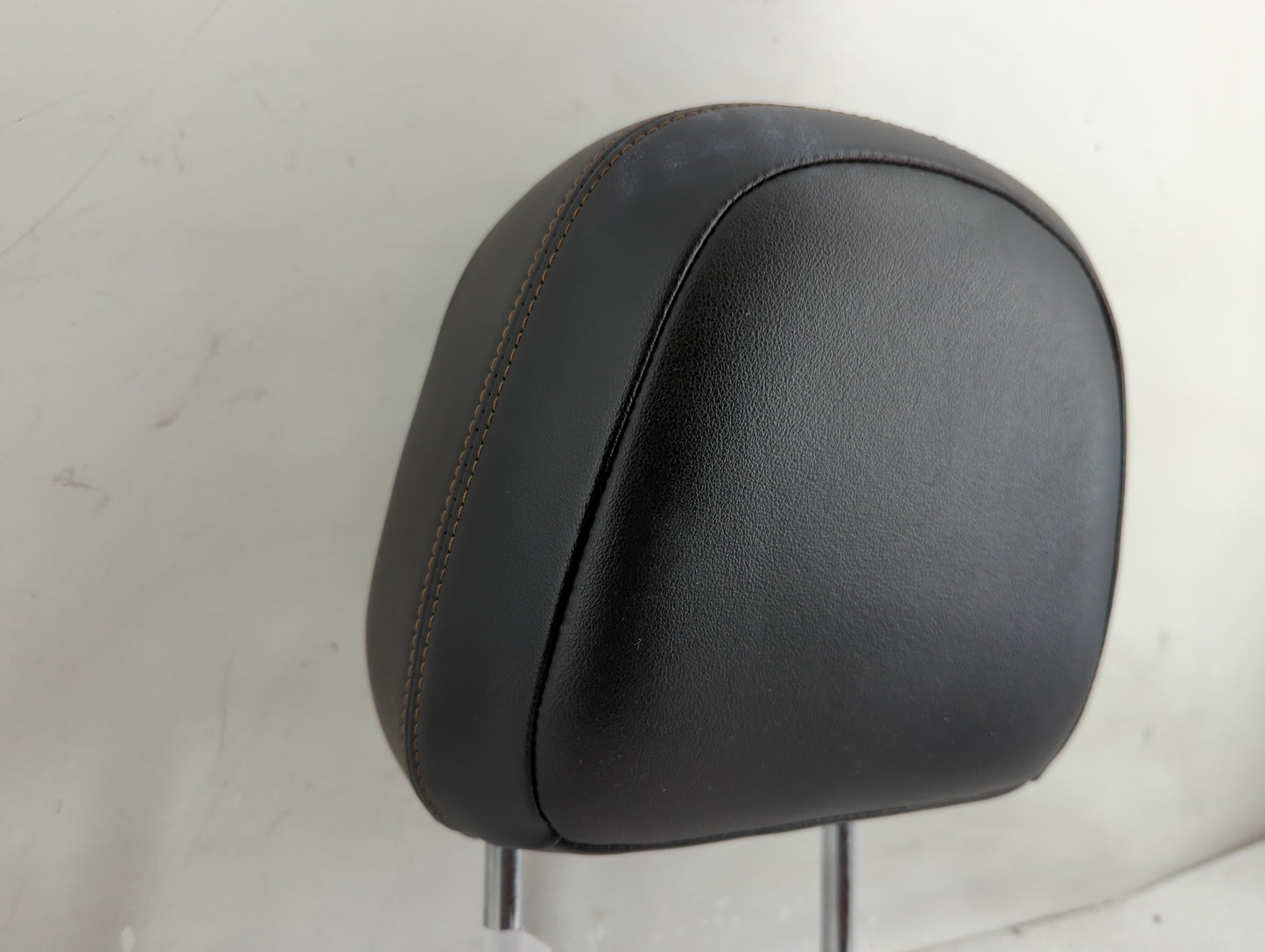 2014 Chevrolet Trax Headrest Head Rest Front Driver Passenger Seat Fits OEM Used Auto Parts - Oemusedautoparts1.com