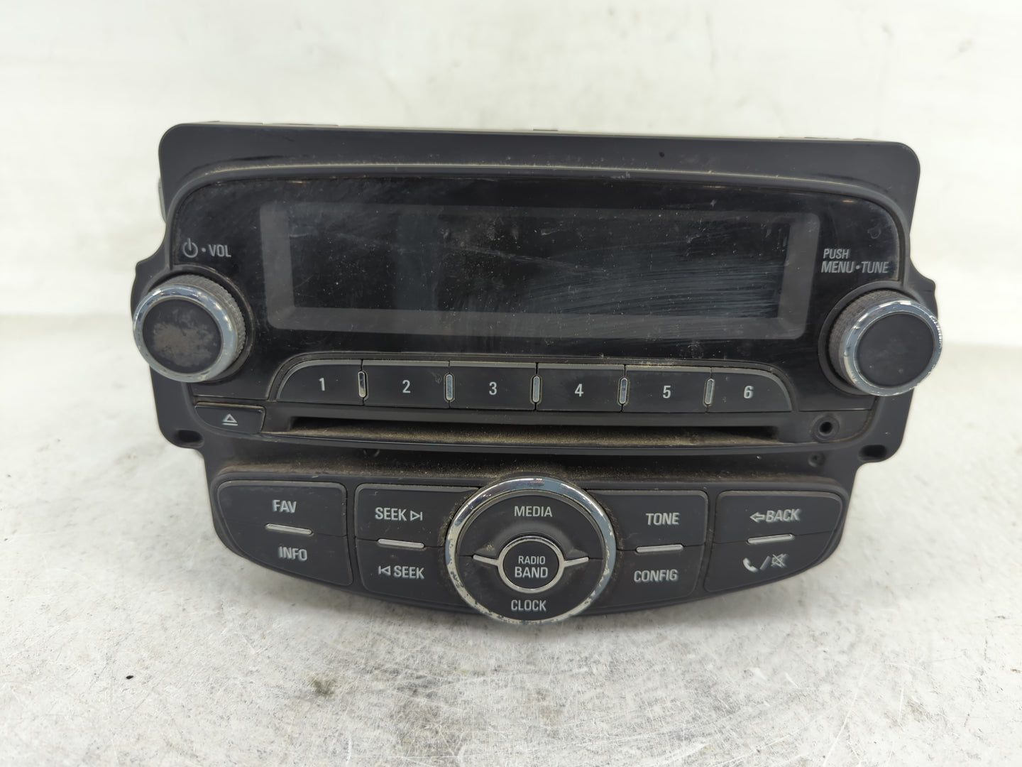 2014 Chevrolet Trax Radio AM FM Cd Player Receiver Replacement P/N:95369860 Fits OEM Used Auto Parts - Oemusedautoparts1.com
