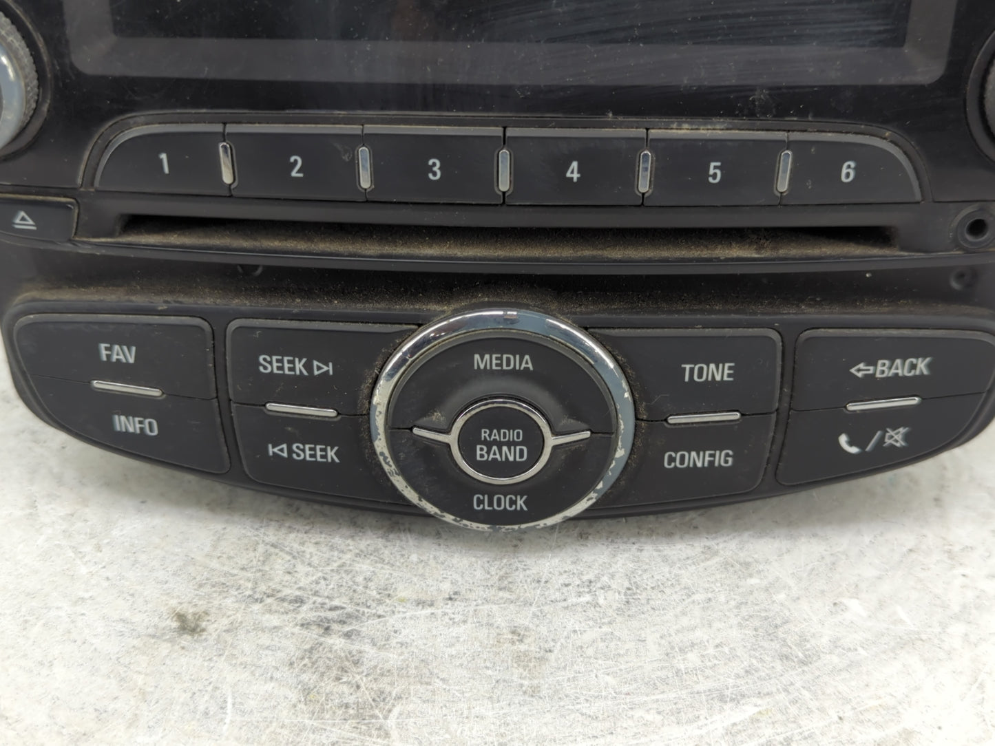 2014 Chevrolet Trax Radio AM FM Cd Player Receiver Replacement P/N:95369860 Fits OEM Used Auto Parts - Oemusedautoparts1.com
