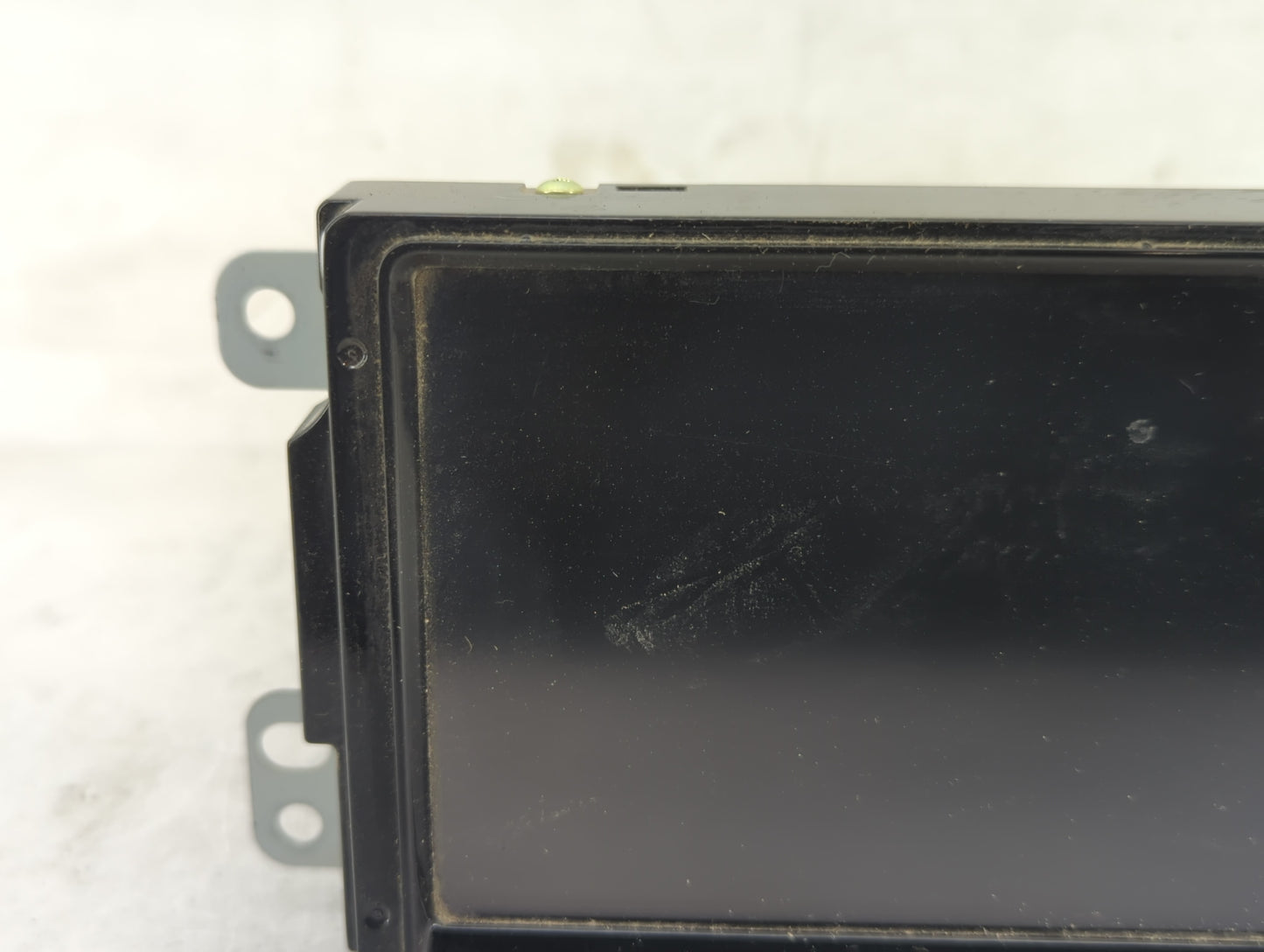 2013-2014 Chevrolet Trax Radio AM FM Cd Player Receiver Replacement P/N:95382593 688277334 Fits Fits 2013 2014 OEM Used Auto