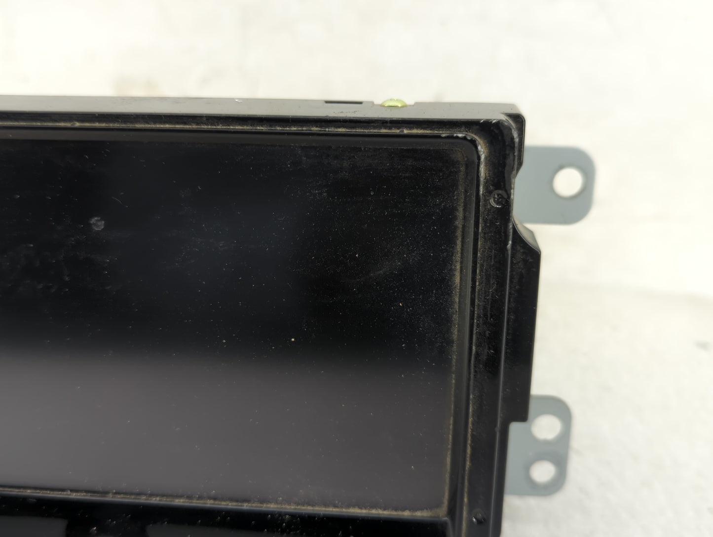 2013-2014 Chevrolet Trax Radio AM FM Cd Player Receiver Replacement P/N:95382593 688277334 Fits Fits 2013 2014 OEM Used Auto