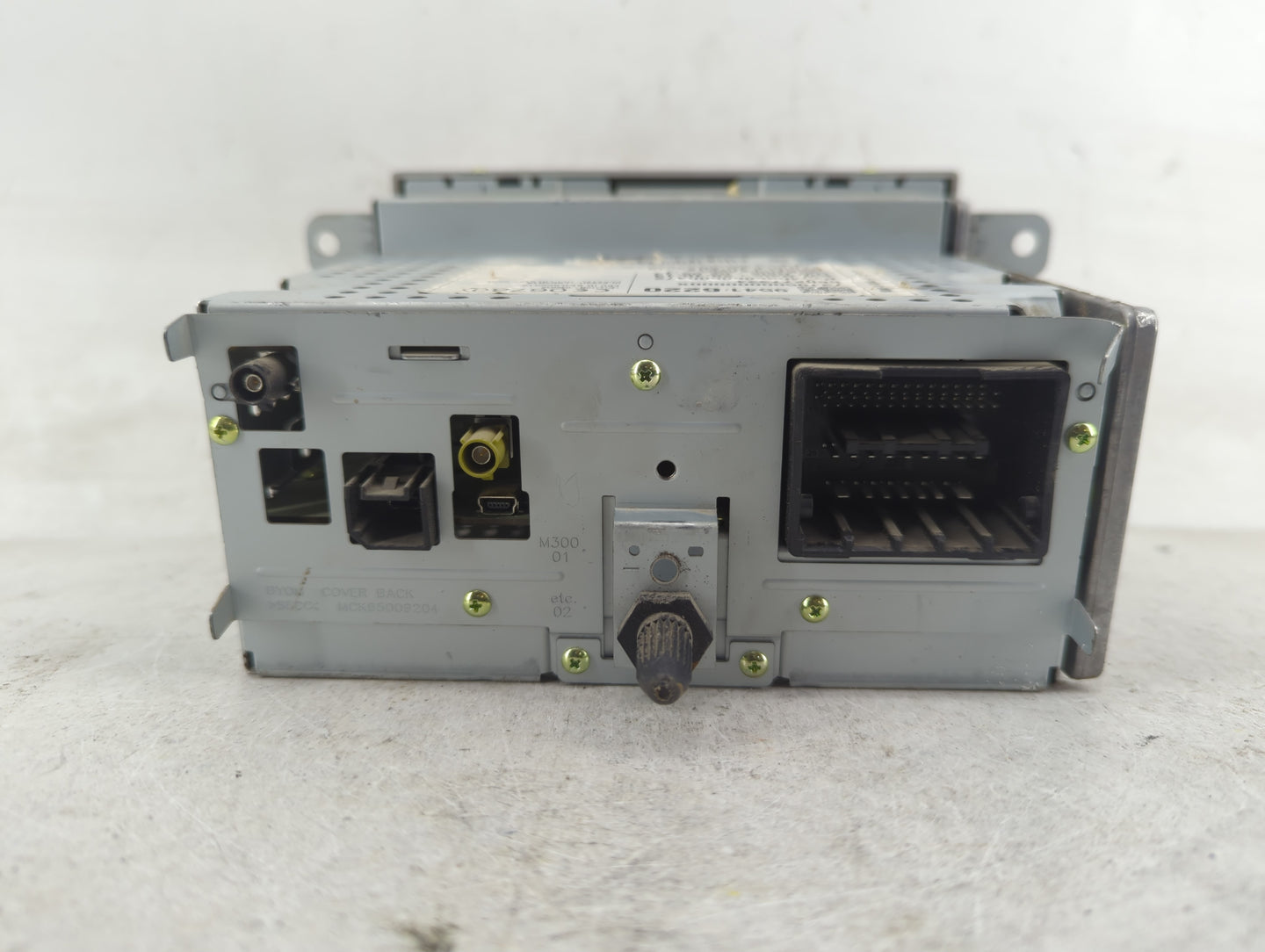 2013-2014 Chevrolet Trax Radio AM FM Cd Player Receiver Replacement P/N:688277334 95416220 Fits Fits 2013 2014 OEM Used Auto