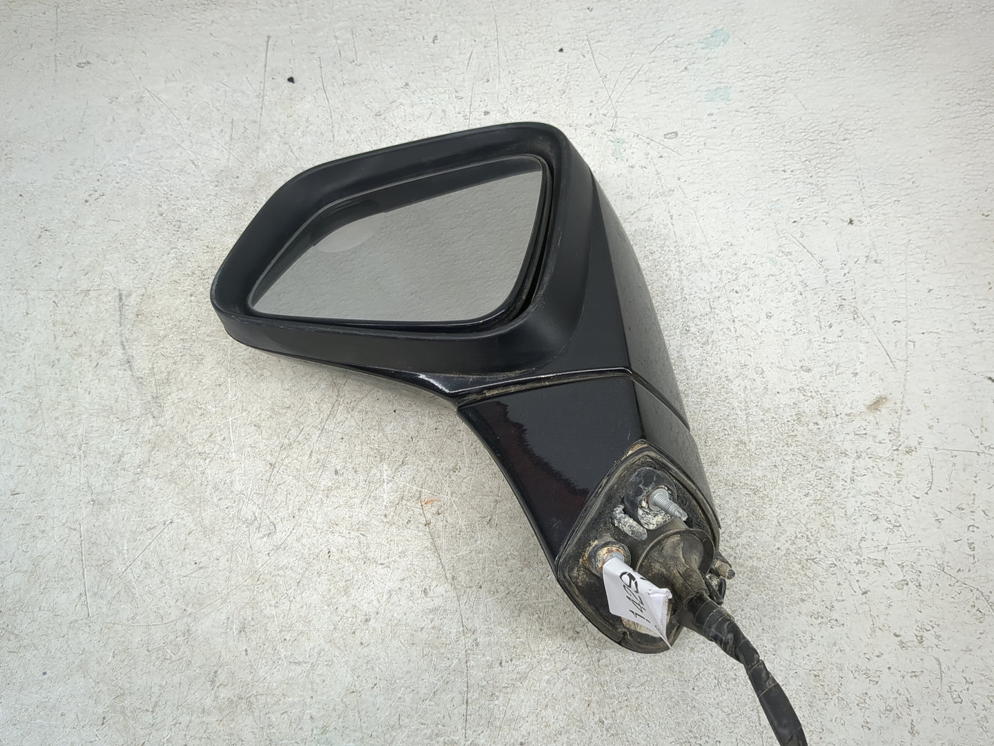 2013-2014 Chevrolet Trax Driver Side View Mirror - Left Door Mirror OEM Used - Oemusedautoparts1.com
