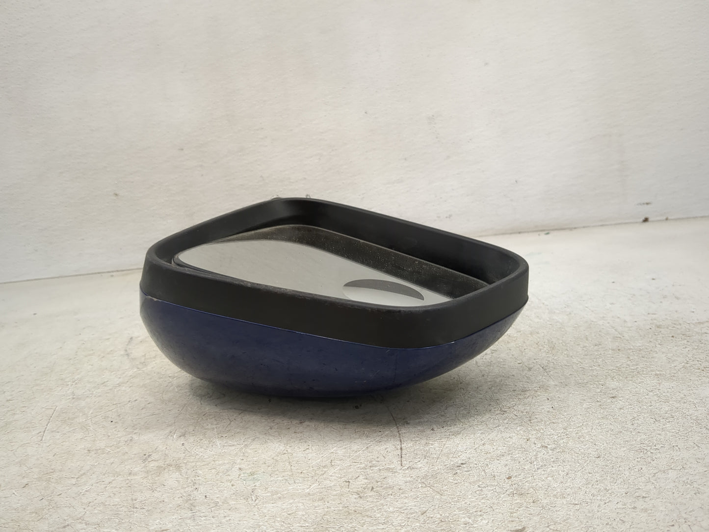 2013-2014 Chevrolet Trax Driver Side View Mirror - Left Door Mirror OEM Used - Oemusedautoparts1.com