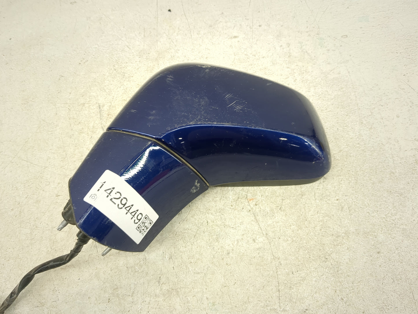 2013-2014 Chevrolet Trax Driver Side View Mirror - Left Door Mirror OEM Used - Oemusedautoparts1.com