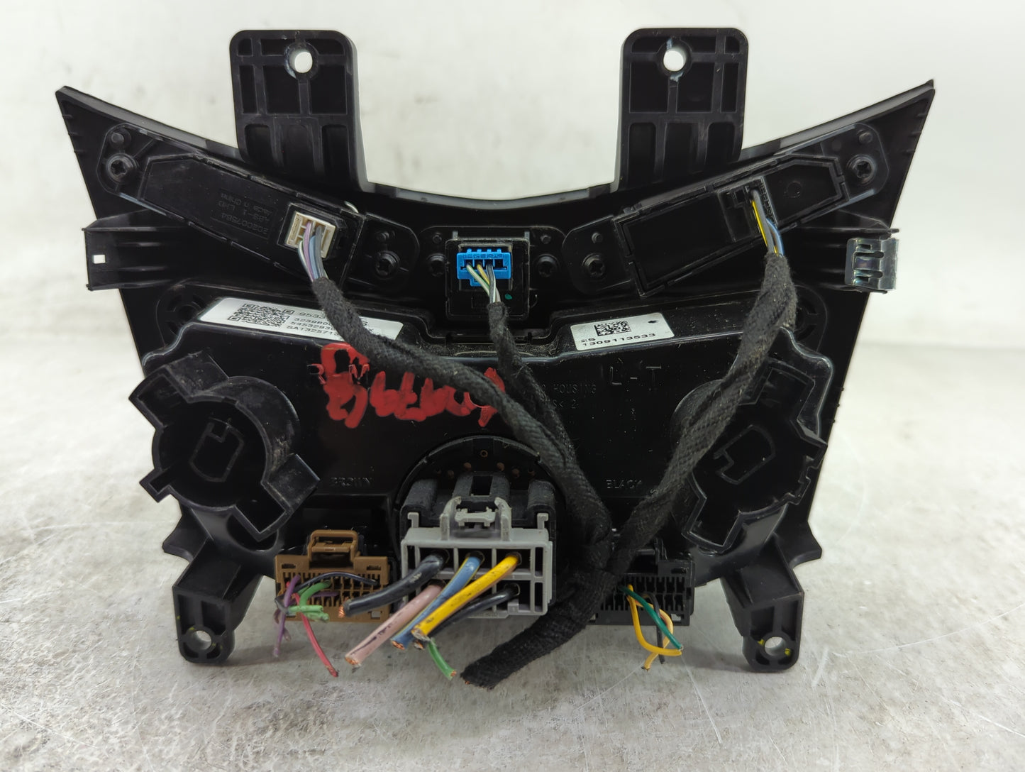 2013-2014 Chevrolet Trax Climate Control Module Temperature AC/Heater Replacement P/N:95332716 323980000000X Fits Fits 2013 
