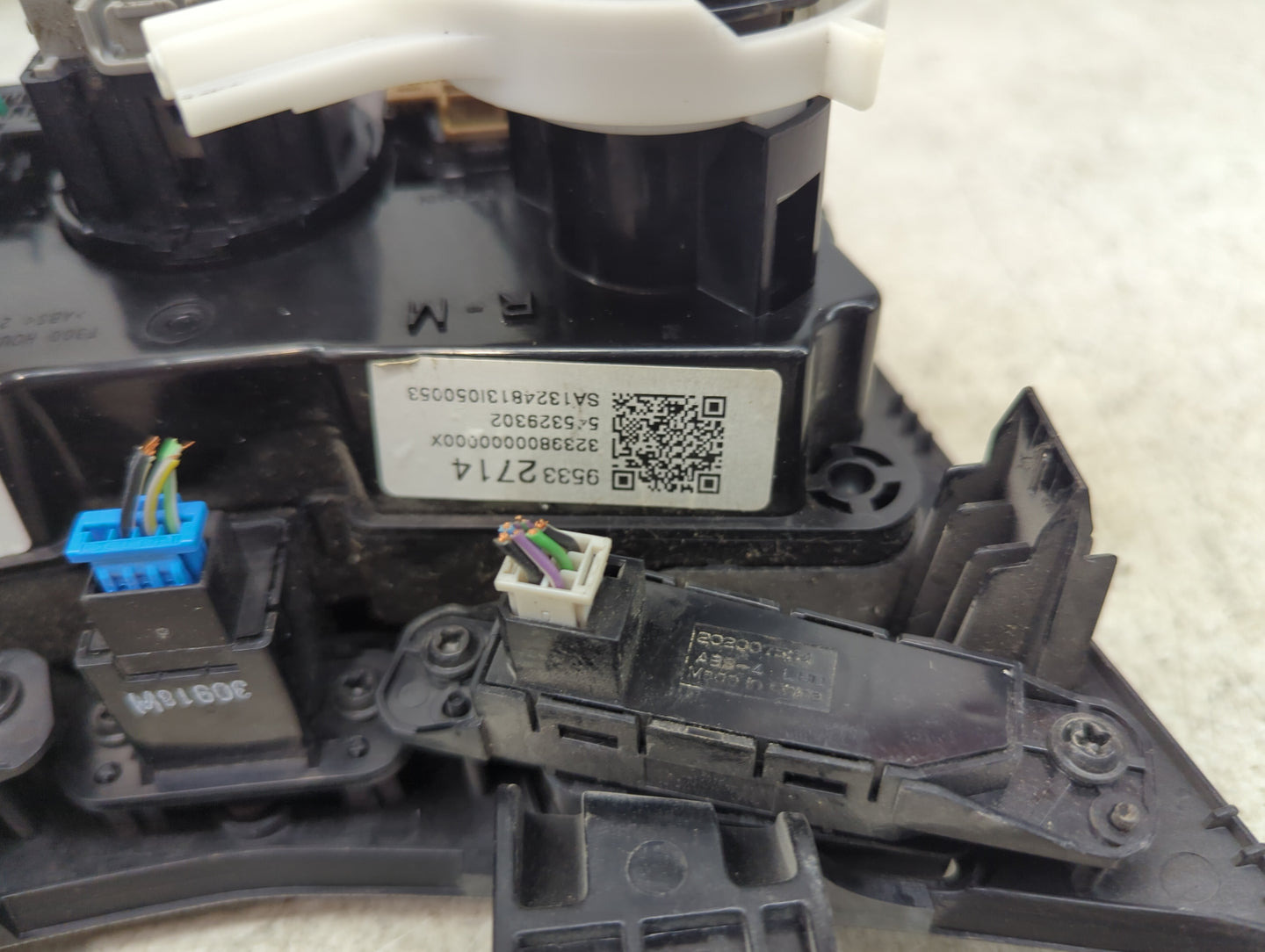 2013-2014 Chevrolet Trax Climate Control Module Temperature AC/Heater Replacement P/N:95332714 323980000000X Fits Fits 2013 