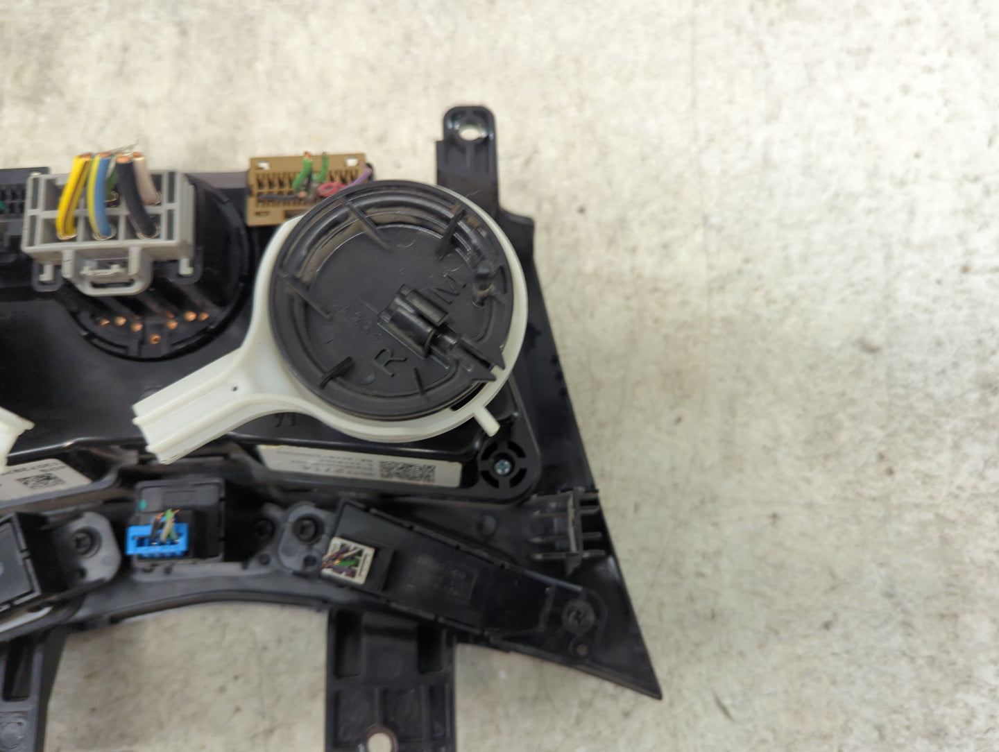 2013-2014 Chevrolet Trax Climate Control Module Temperature AC/Heater Replacement P/N:95332714 323980000000X Fits Fits 2013 
