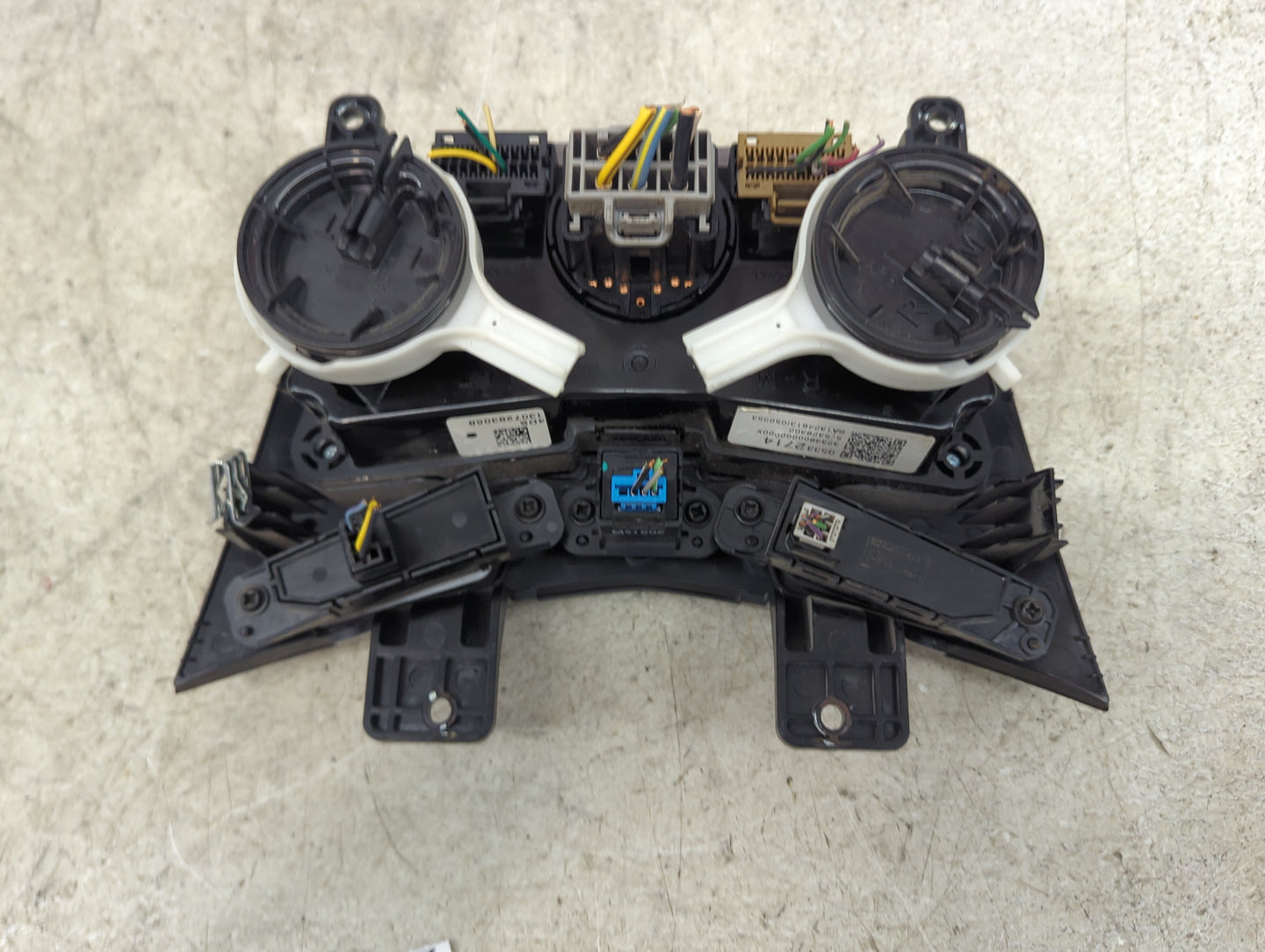 2013-2014 Chevrolet Trax Climate Control Module Temperature AC/Heater Replacement P/N:95332714 323980000000X Fits Fits 2013 