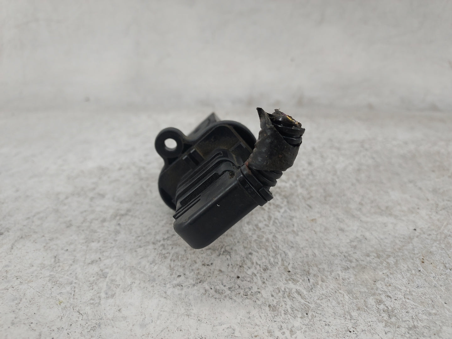 2013-2021 Chevrolet Trax Mass Air Flow Meter Maf 1487480 - Oemusedautoparts1.com