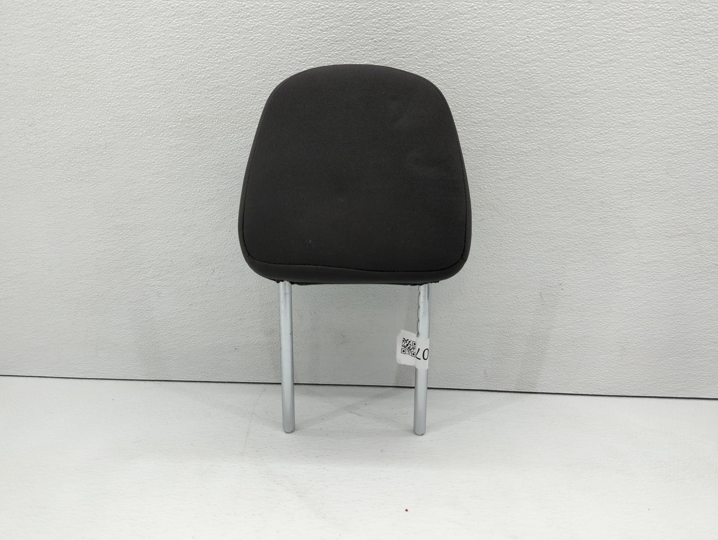 2013-2014 Chevrolet Trax Headrest Head Rest Front Driver Passenger Seat - Oemusedautoparts1.com