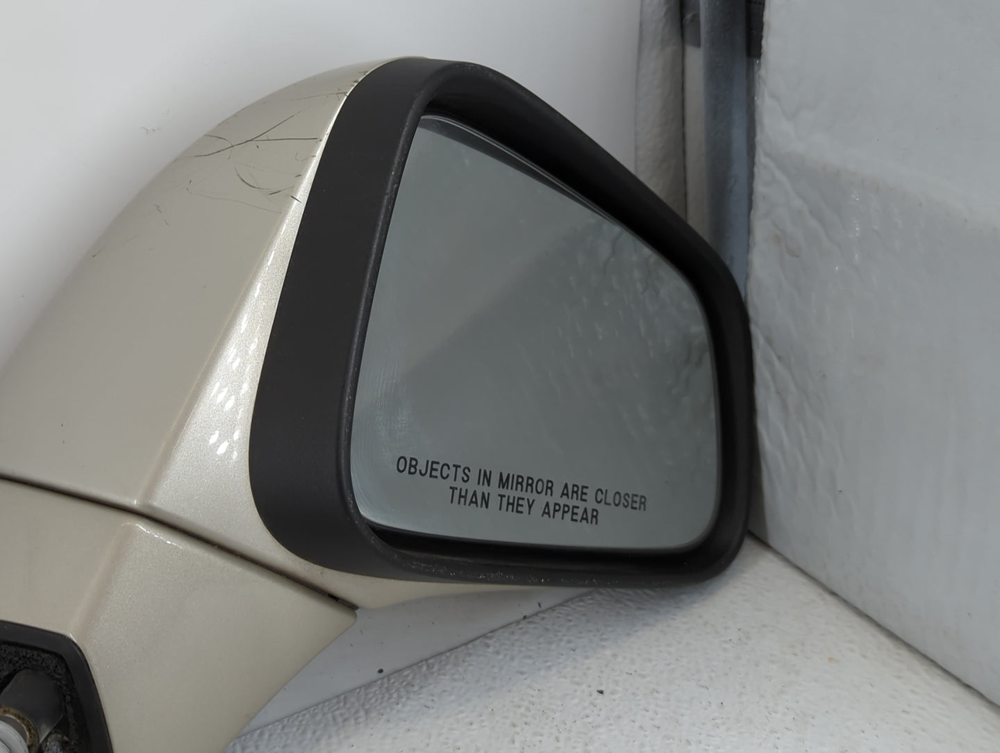 2013-2014 Chevrolet Trax Driver Side View Mirror - Left Door Mirror OEM Used - Oemusedautoparts1.com