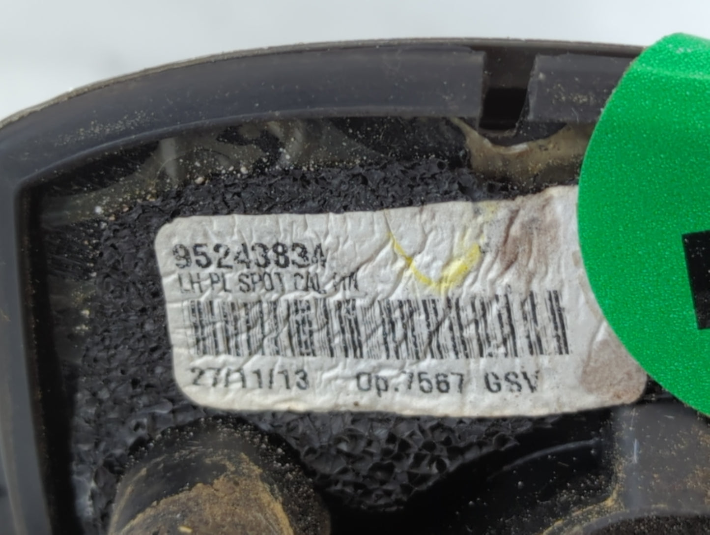 2013-2014 Chevrolet Trax Driver Side View Mirror - Left Door Mirror OEM Used - Oemusedautoparts1.com