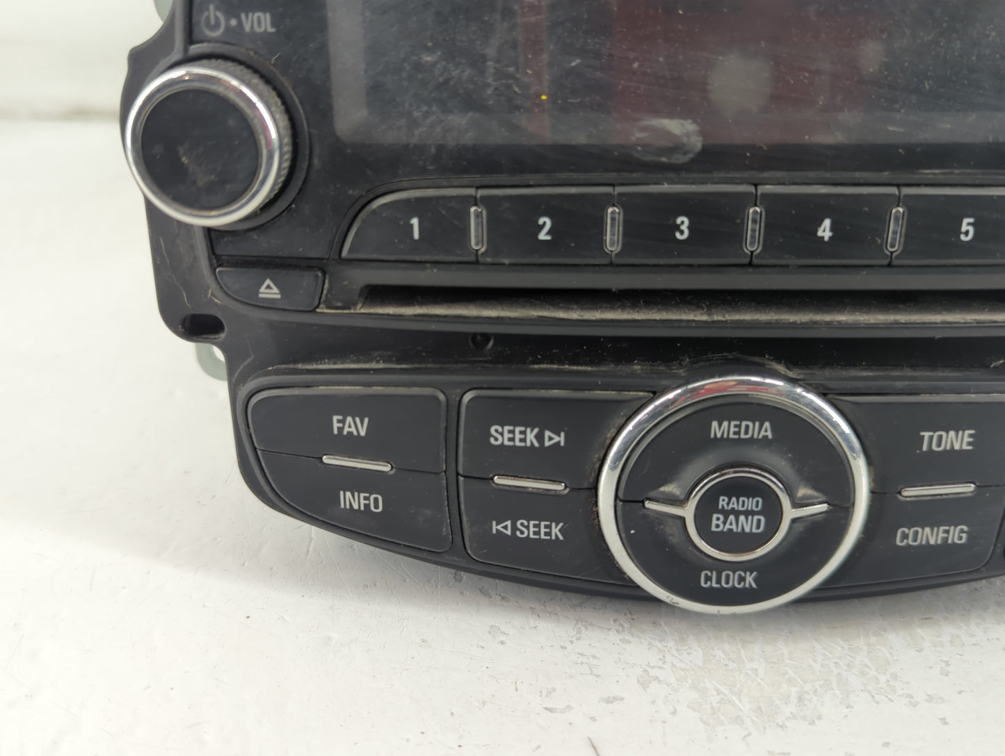 2013-2014 Chevrolet Trax Radio AM FM Cd Player Receiver Replacement P/N:95369859 Fits Fits 2013 2014 OEM Used Auto Parts - O