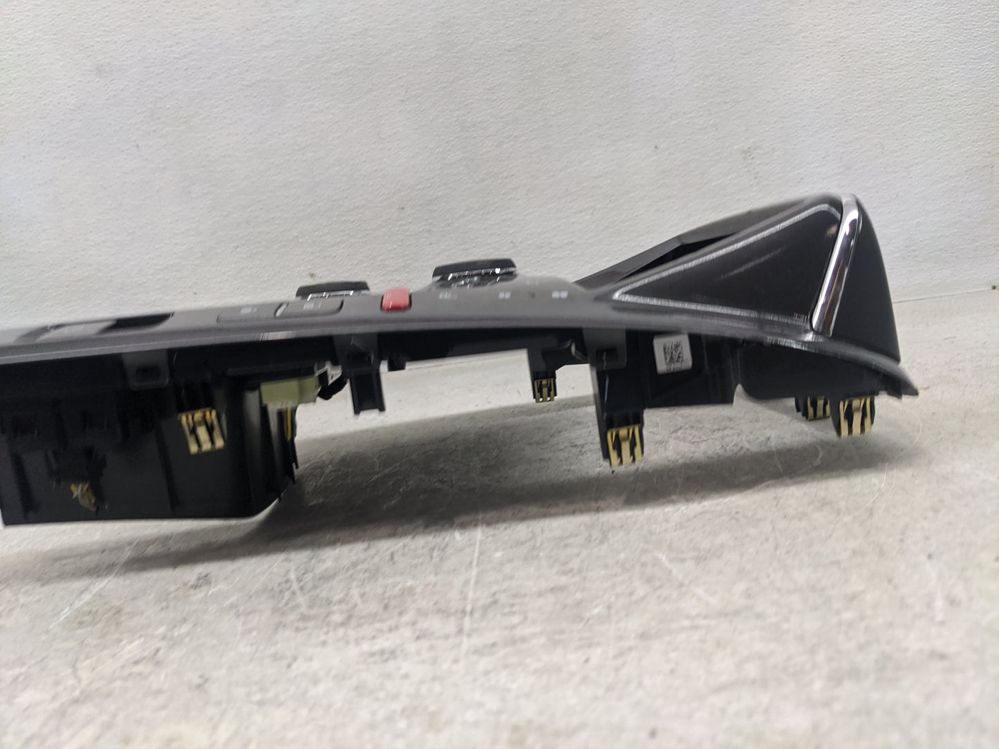 2013-2015 Chevrolet Volt Radio Control Panel - Oemusedautoparts1.com