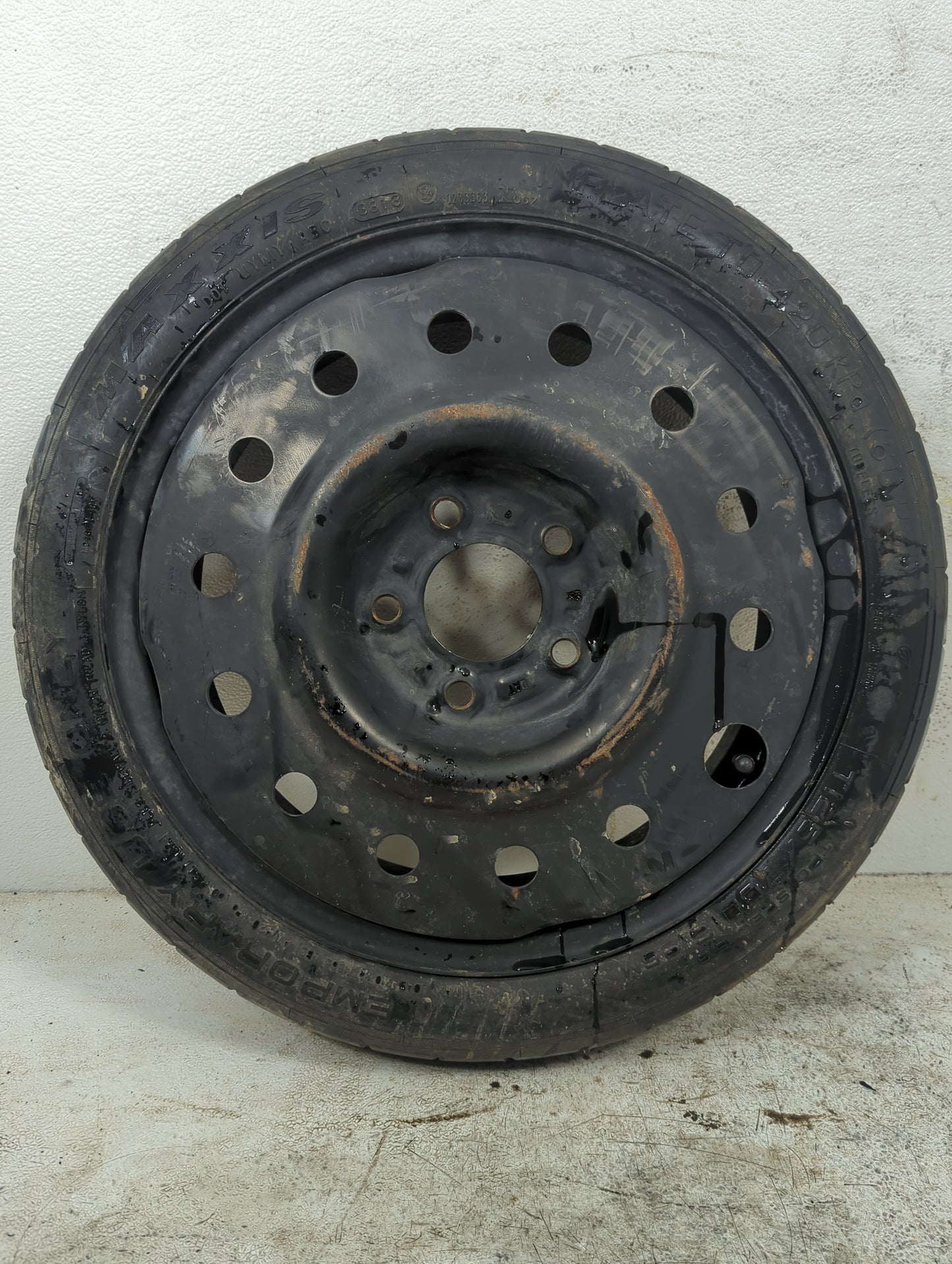 2014 Chevrolet Impala (80 & Up) Impala Spare Donut Tire Wheel Rim Oem - Oemusedautoparts1.com