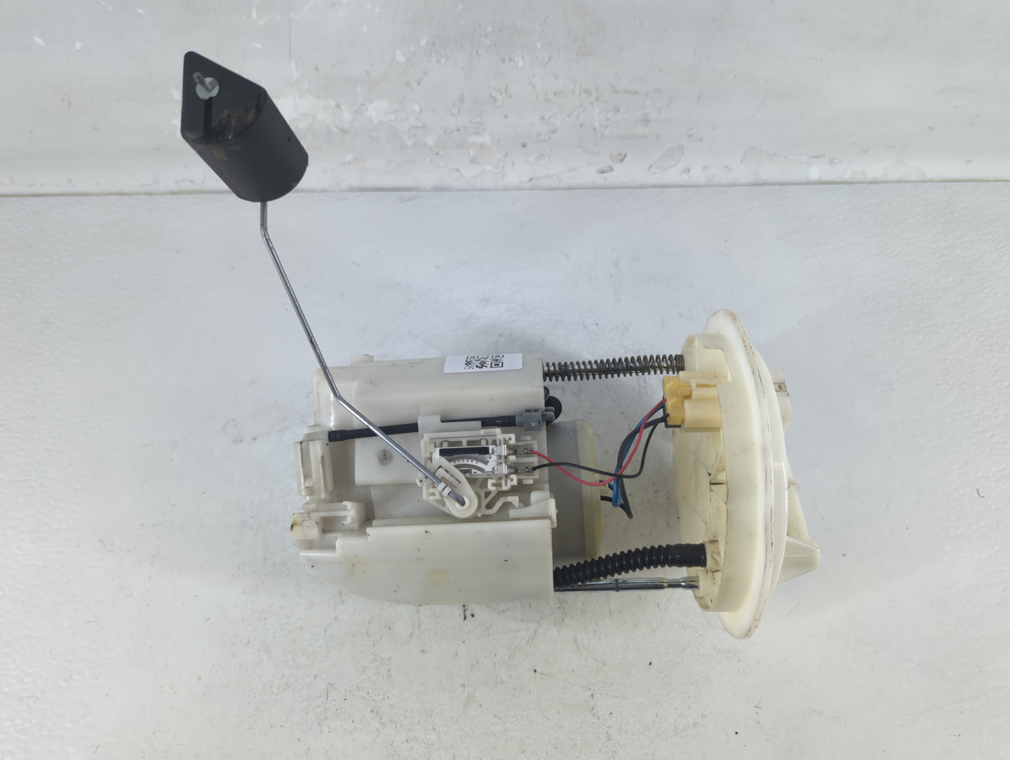 2011-2014 Chrysler 200 Electrical Gas Fuel Pump Assembly - Oemusedautoparts1.com