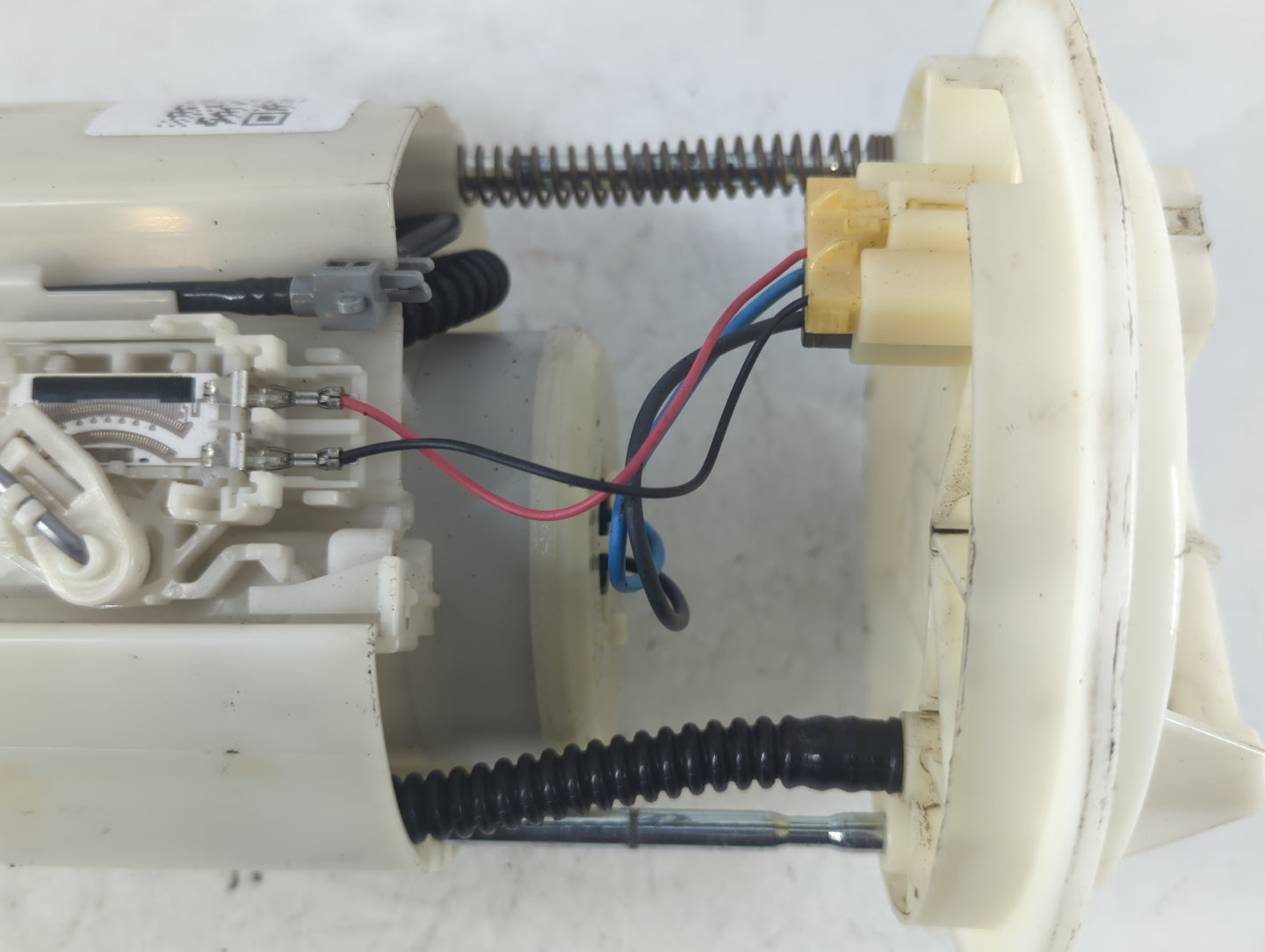 2011-2014 Chrysler 200 Electrical Gas Fuel Pump Assembly - Oemusedautoparts1.com