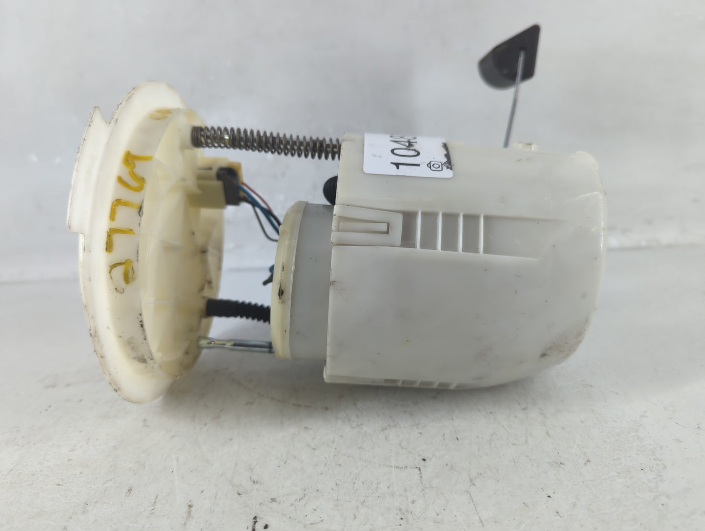 2011-2014 Chrysler 200 Electrical Gas Fuel Pump Assembly - Oemusedautoparts1.com