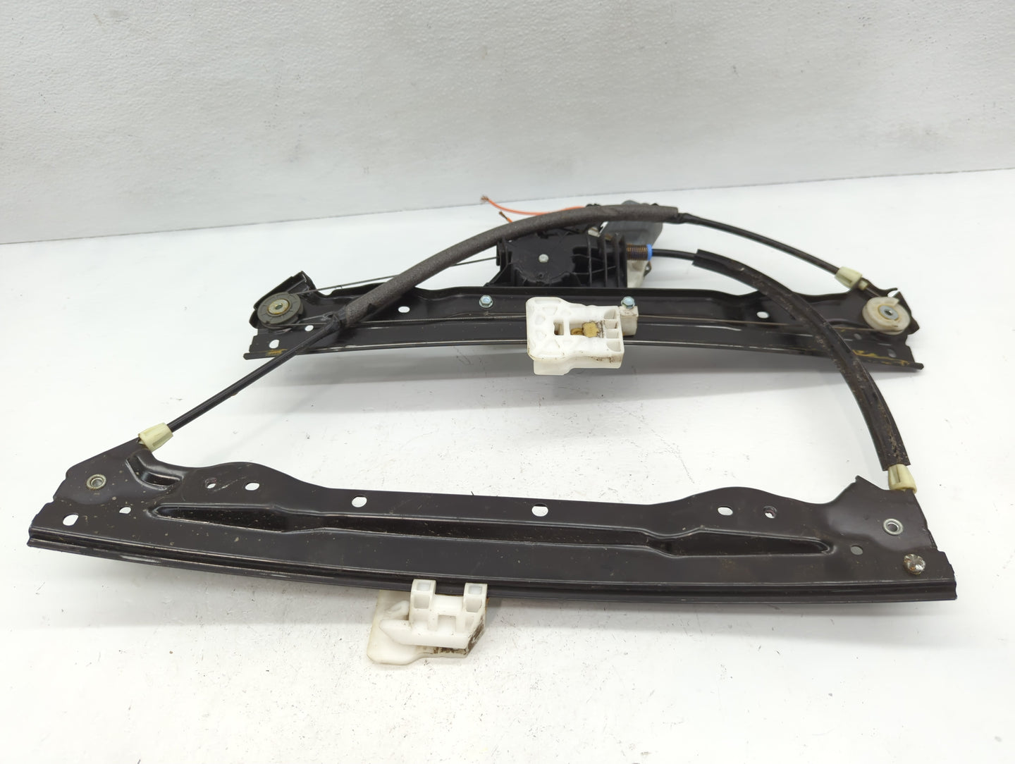 2011-2014 Chrysler 200 Driver Front Left Power Window Motor - Oemusedautoparts1.com