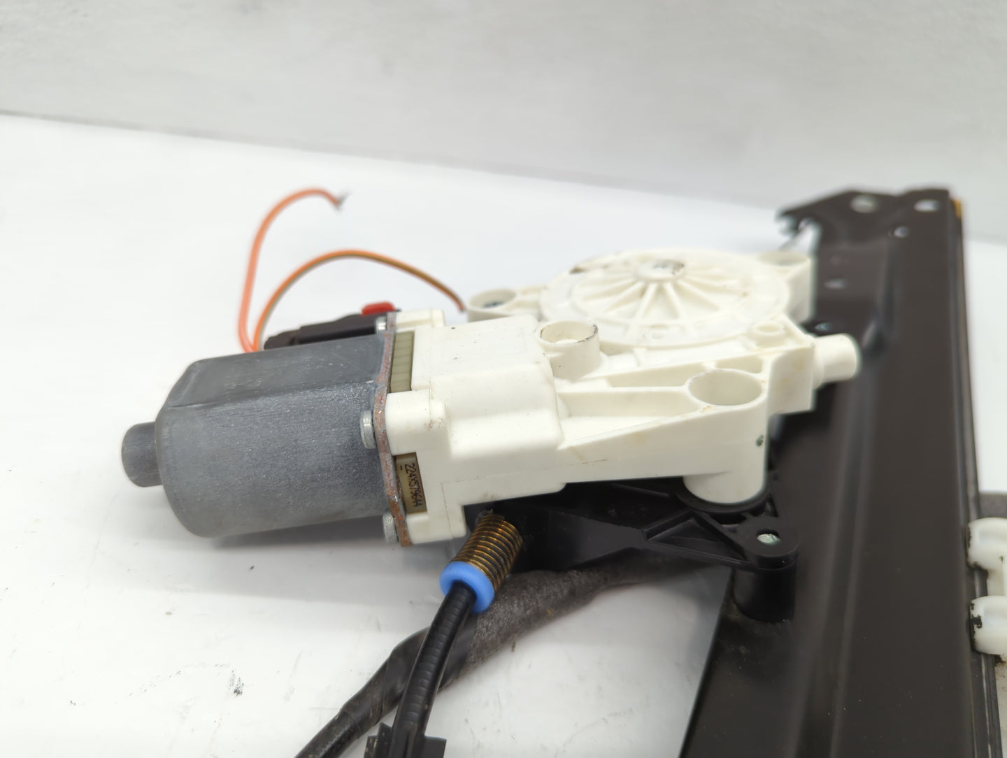 2011-2014 Chrysler 200 Driver Front Left Power Window Motor - Oemusedautoparts1.com