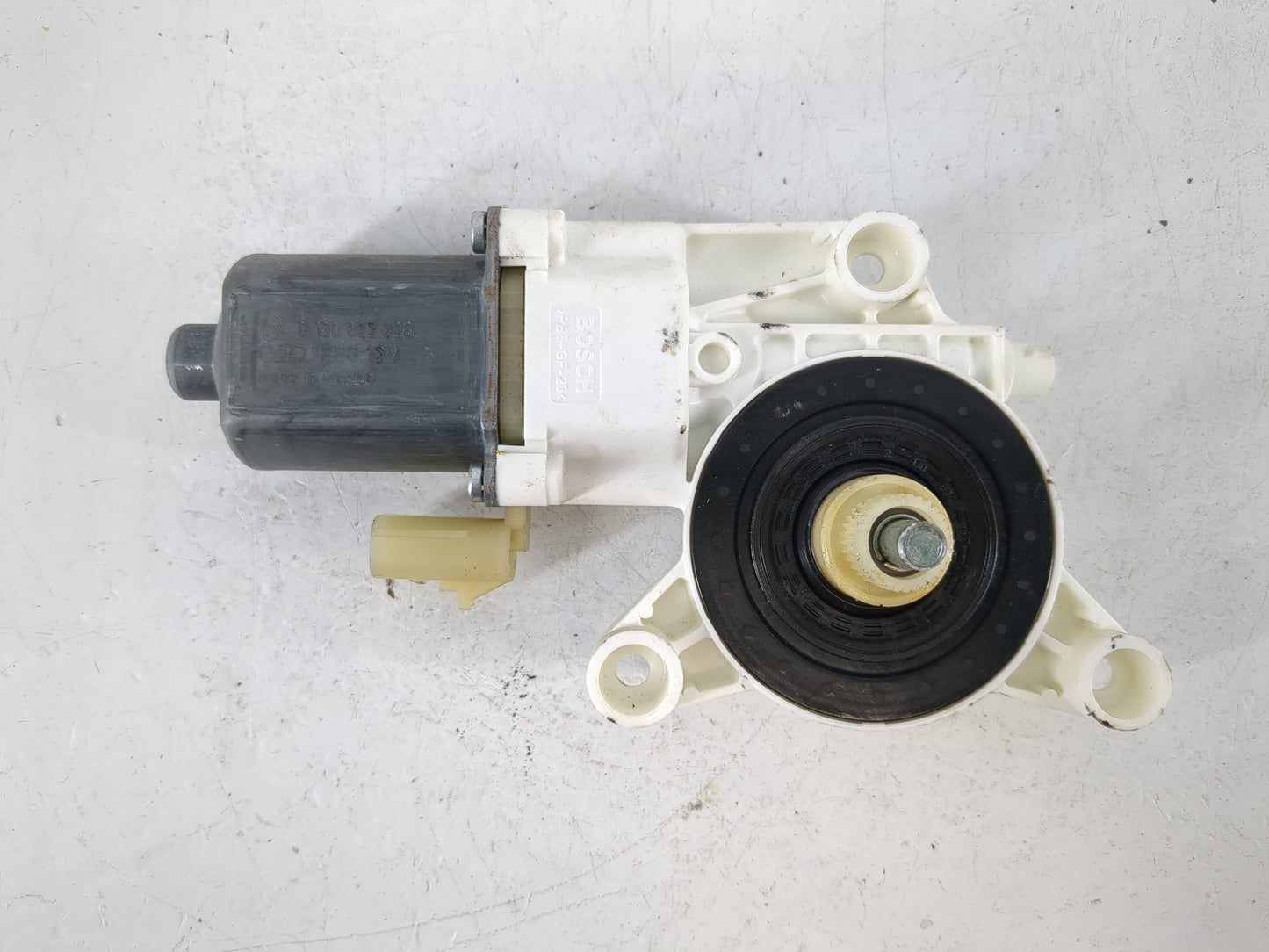 2011-2014 Chrysler 200 Driver Rear Left Power Window Motor - Oemusedautoparts1.com