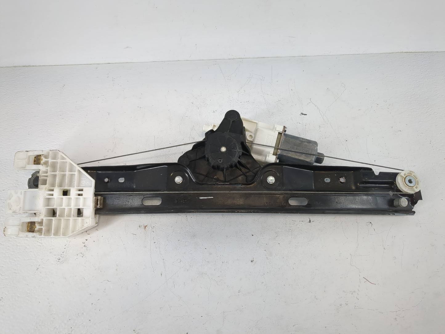 2011-2014 Chrysler 200 Passenger Rear Right Power Window Motor - Oemusedautoparts1.com