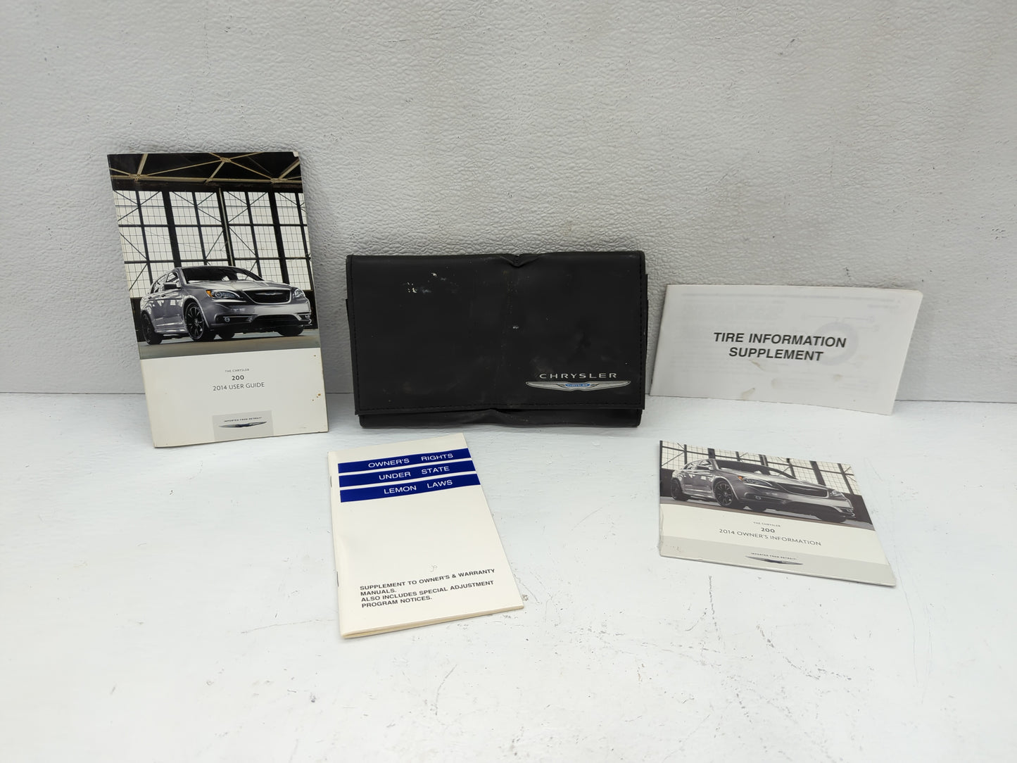 2014 Chrysler 200 Owners Manual Book Guide OEM Used Auto Parts - Oemusedautoparts1.com