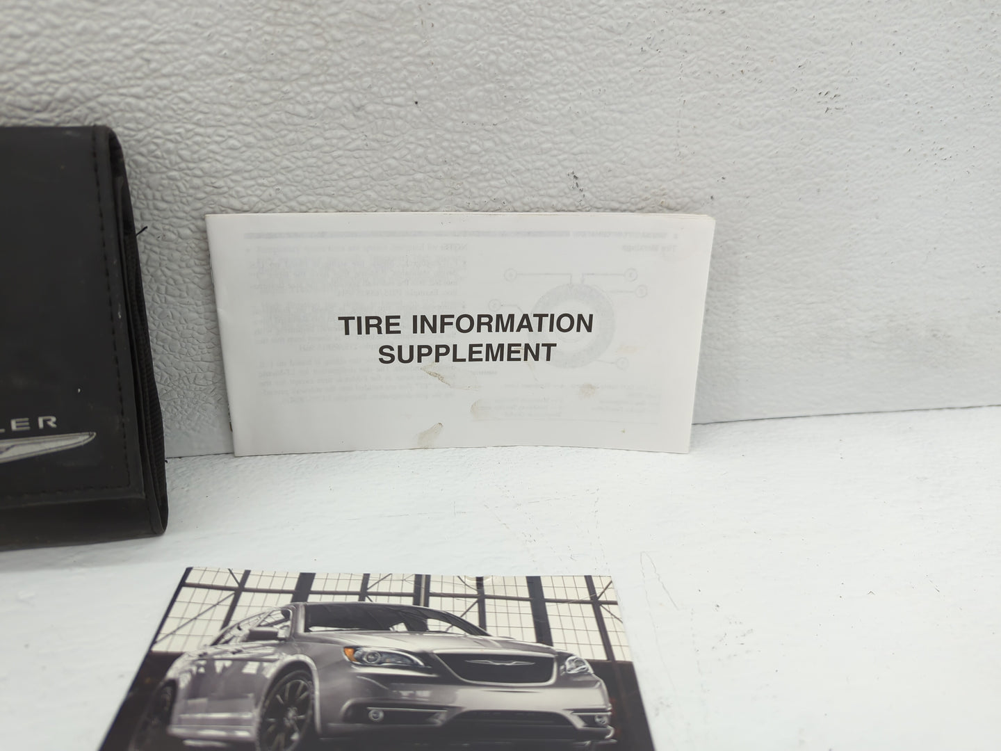 2014 Chrysler 200 Owners Manual Book Guide OEM Used Auto Parts - Oemusedautoparts1.com