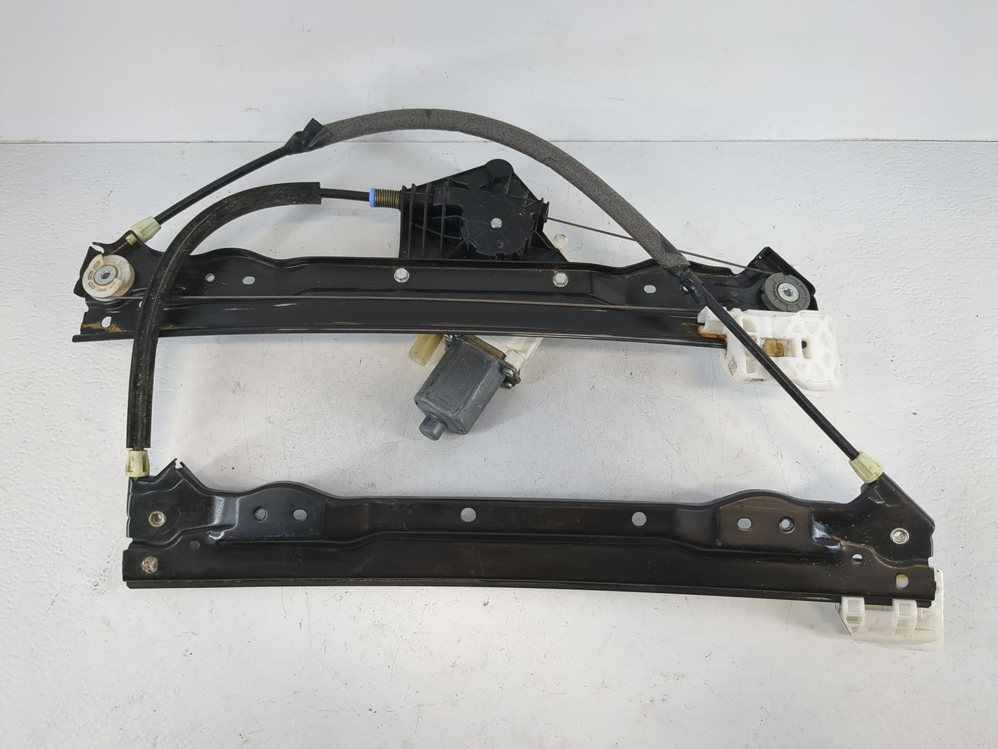 2011-2014 Chrysler 200 Used Window Regulator Passenger Front - Oemusedautoparts1.com
