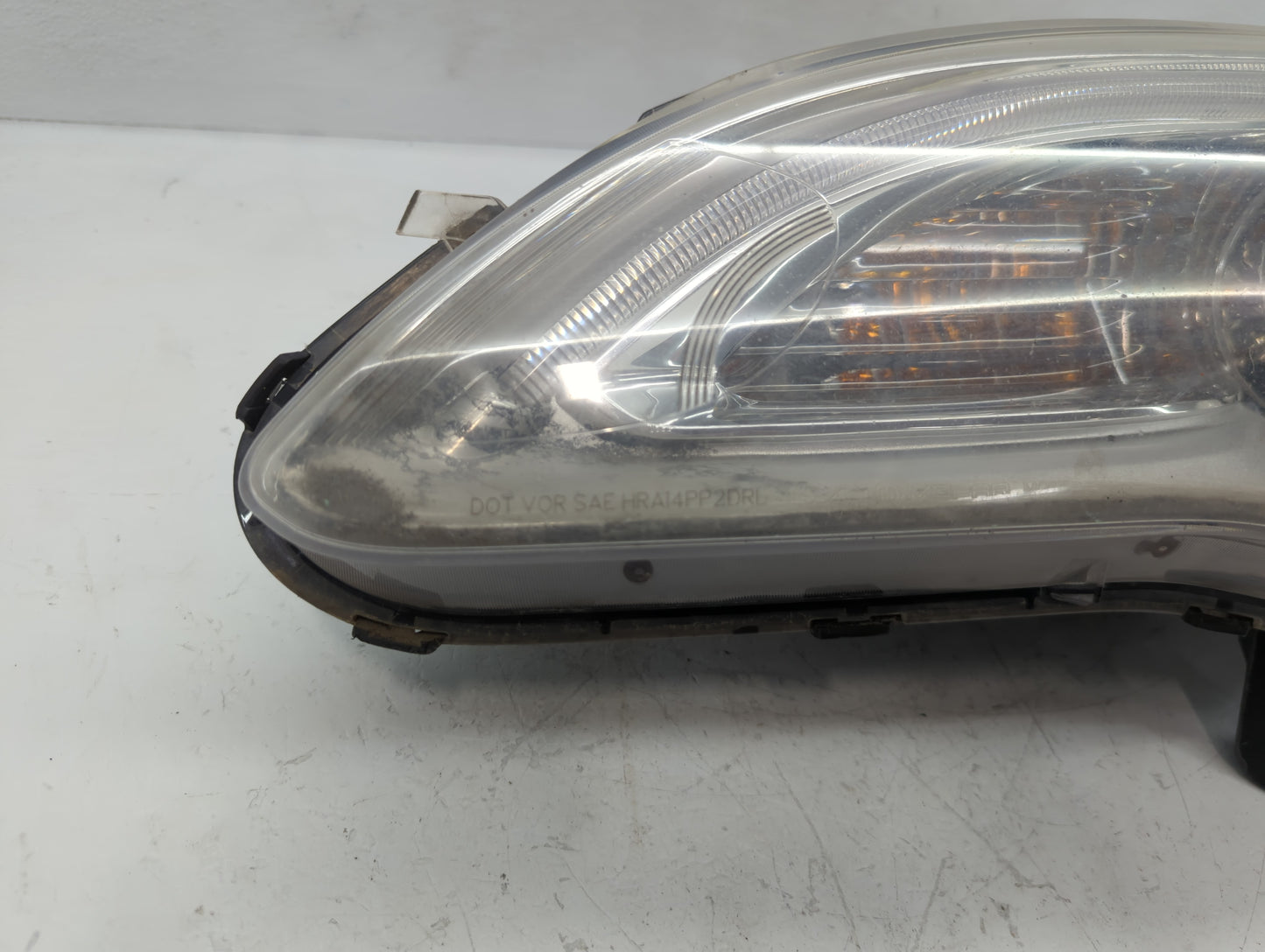 2014 Chrysler 200 Driver Left Oem Front Light Lamp - Oemusedautoparts1.com