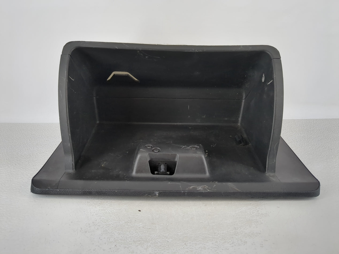 2014 Chrysler 200 Passenger Glove Box Door Storage Compartment - Oemusedautoparts1.com