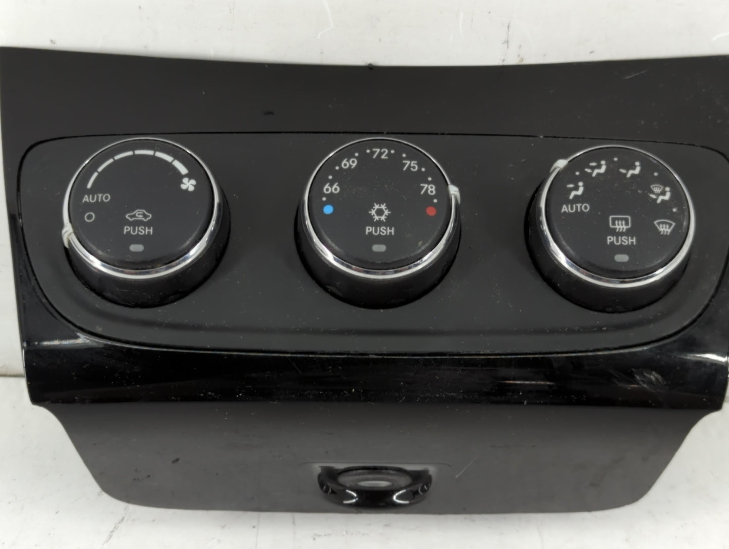 2014 Chrysler 200 Climate Control Module Temperature AC/Heater Replacement P/N:P55111888AI Fits OEM Used Auto Parts - Oemuse
