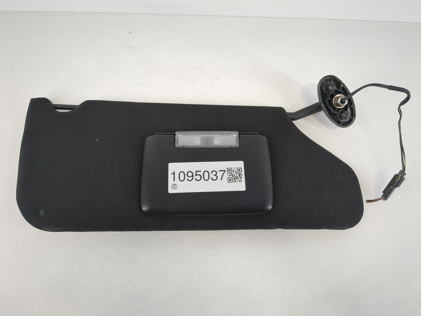 2011-2014 Chrysler 200 Sun Visor Shade Replacement Passenger Right Mirror Fits Fits 2011 2012 2013 2014 OEM Used Auto Parts 